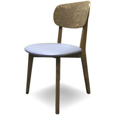 PRIX PROMO SAISON 2022 - Remise déjà déduite
Chaise en bois de hêtre. Teinte Vintage avec assise rembourrée en simili cuir grise.